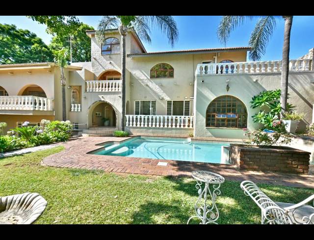 6 BEDROOM HOUSE FOR SALE IN RANDPARK RIDGE